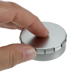 Click Tin Lip Moisturizer