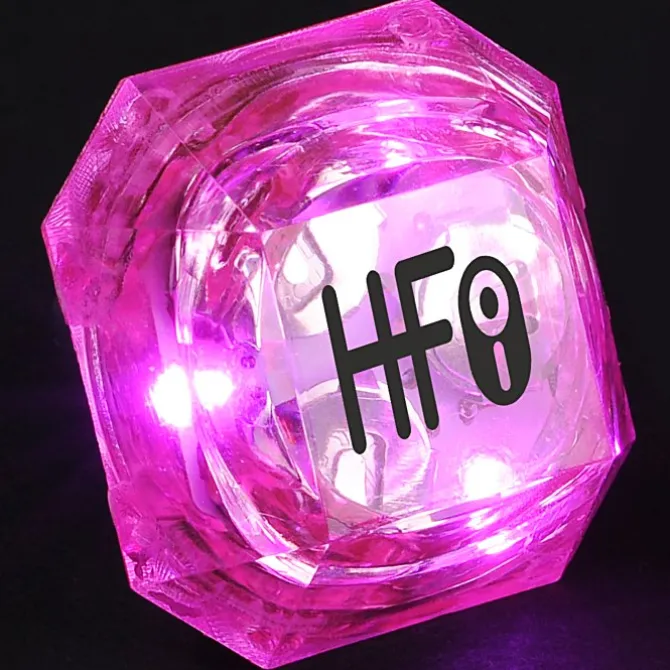 Gem Light-Up Ring - Princess Cut