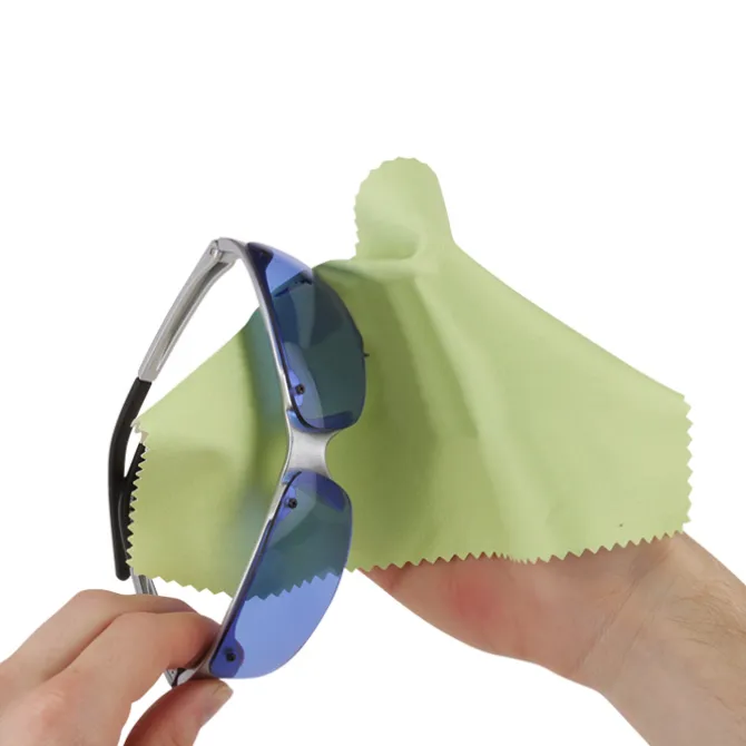 Microfiber Laptop Cleaning Cloth - 5 3/4 inches x 8 1/2 inches