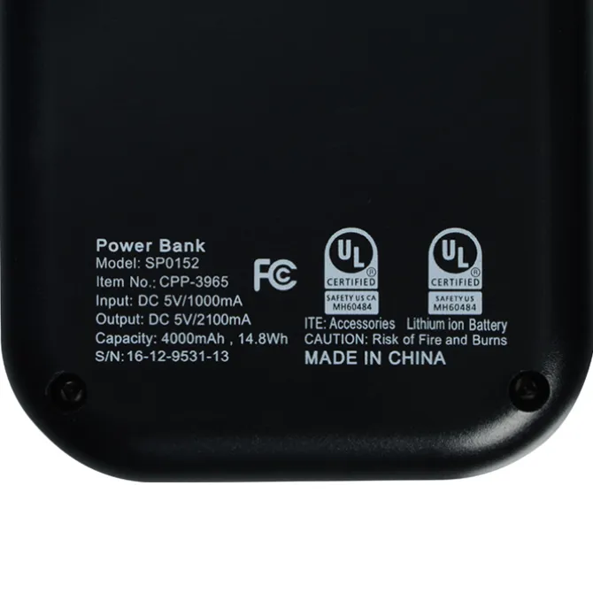 Ridge Line Built-in Cable Power Bank